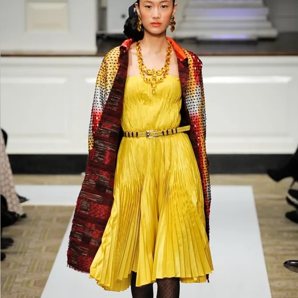 Oscar de la Renta Runway Golden Yellow Strapless Dress